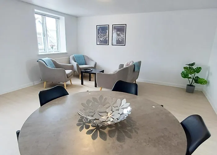 Double 50 With Free Parking * 히링